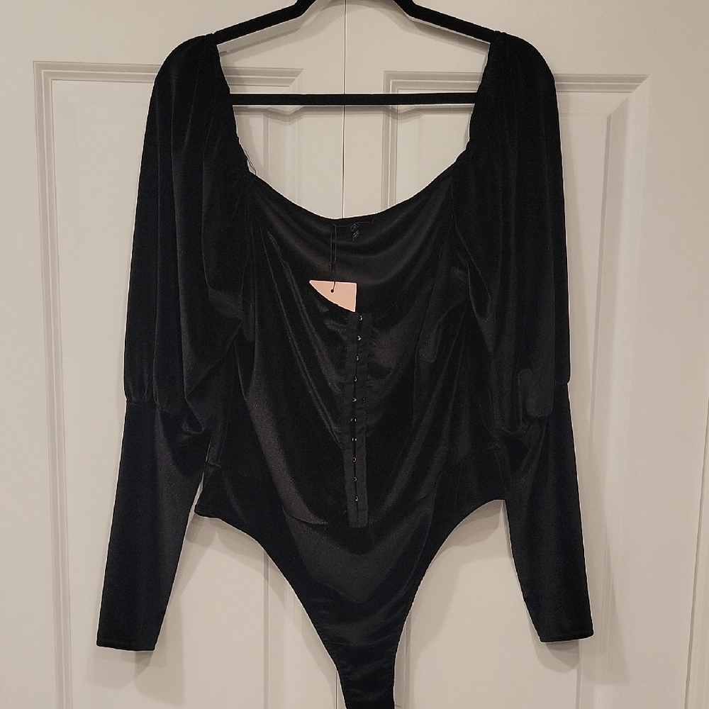 Missguided Velvet Black BodySuit Size 20